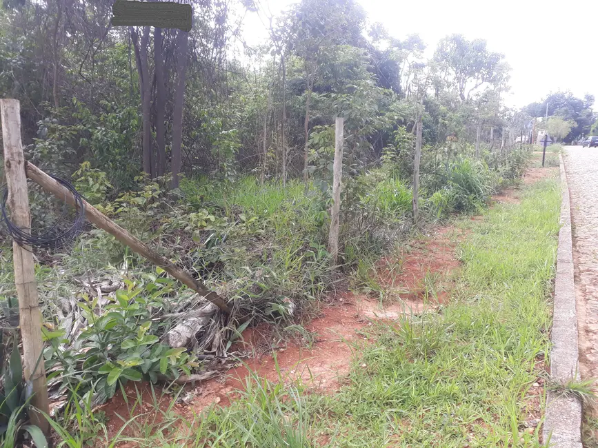 Foto 4 de Terreno / Lote à venda, 2040m2 em Jaboticatubas - MG