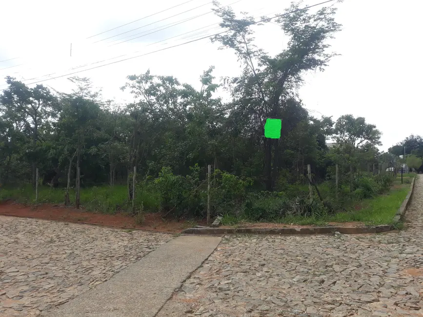 Foto 2 de Terreno / Lote à venda, 2040m2 em Jaboticatubas - MG