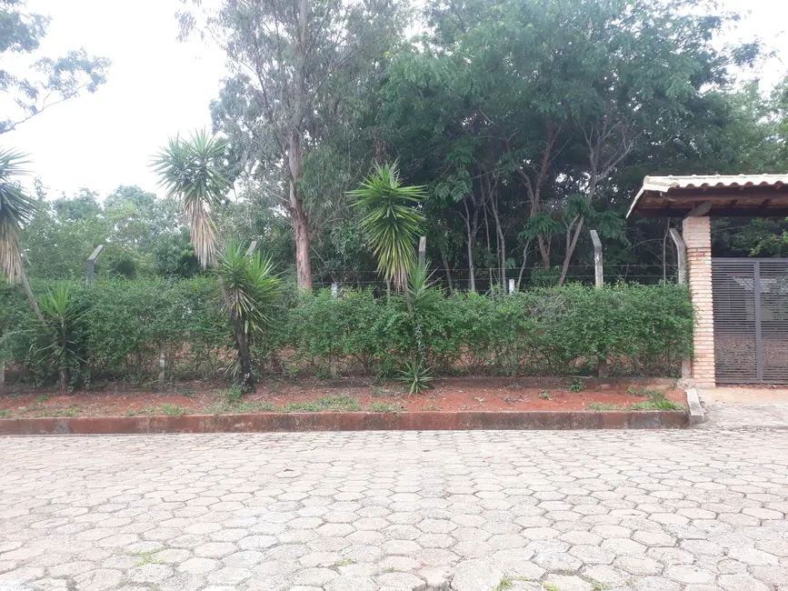 Foto 2 de Terreno / Lote à venda, 2000m2 em Jaboticatubas - MG