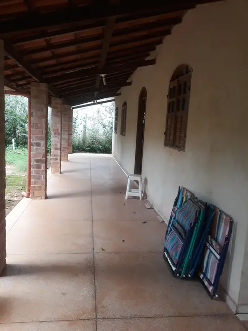 Foto 4 de Chácara com 4 quartos à venda, 180m2 em Jaboticatubas - MG