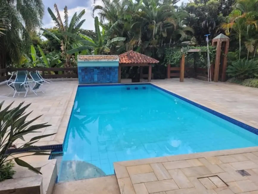 Casa com 4 quartos à venda, 1000m2 em Belo Horizonte - MG - imagem 3 Foto 3 de Casa com 4 quartos à venda, 1000m2 em Belo Horizonte - MG