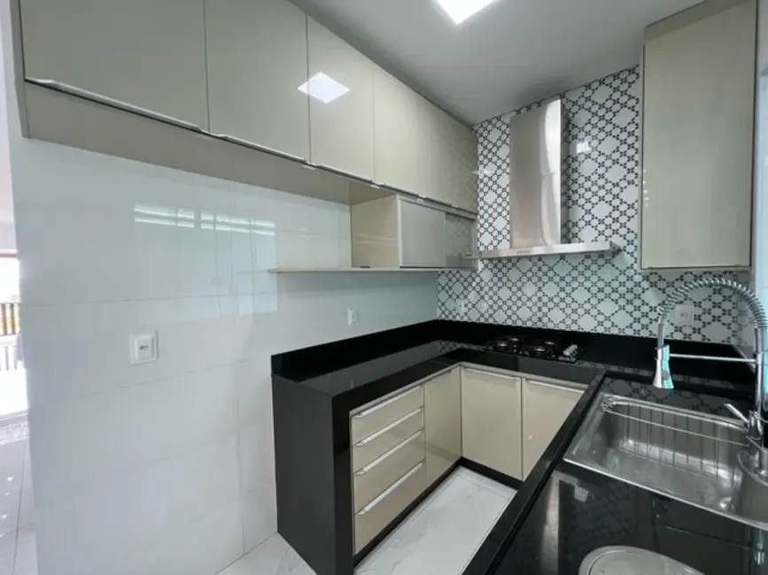 Foto 5 de Casa com 5 quartos à venda, 250m2 em Contagem - MG