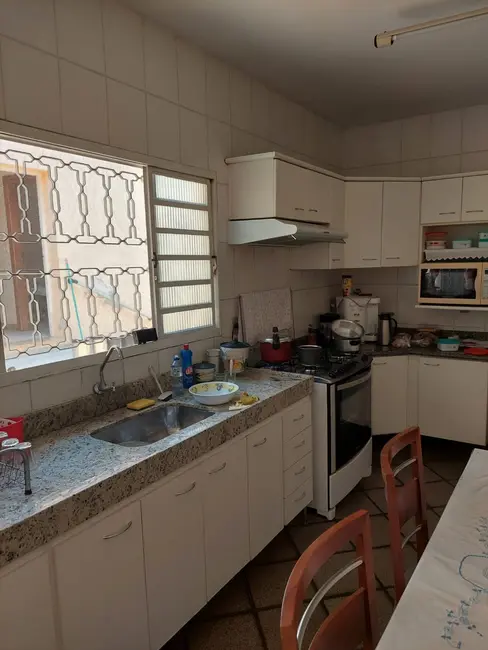 Casa com 5 quartos à venda, 360m2 em Belo Horizonte - MG - imagem 9 Foto 9 de Casa com 5 quartos à venda, 360m2 em Belo Horizonte - MG