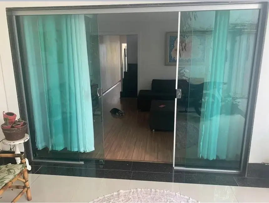 Casa com 3 quartos à venda, 321m2 em Belo Horizonte - MG - imagem 2 Foto 2 de Casa com 3 quartos à venda, 321m2 em Belo Horizonte - MG