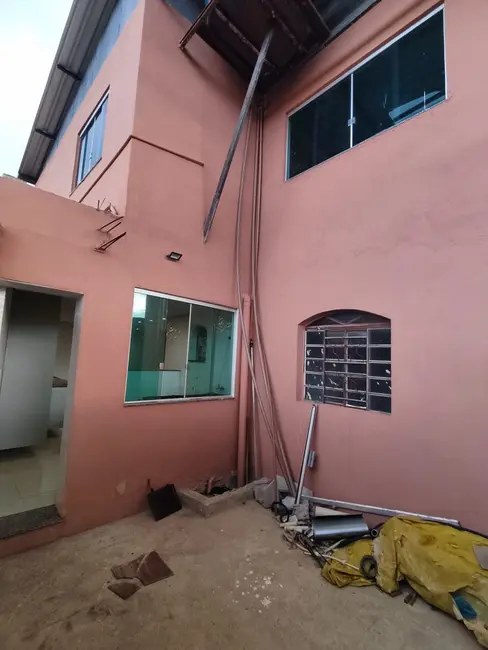 Casa com 3 quartos à venda, 280m2 em Ibirite - MG - imagem 4 Foto 4 de Casa com 3 quartos à venda, 280m2 em Ibirite - MG