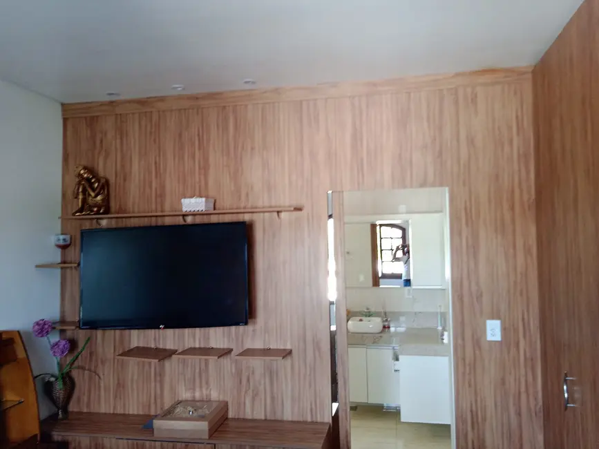 Foto 5 de Casa com 4 quartos à venda, 250m2 em Sarzedo - MG