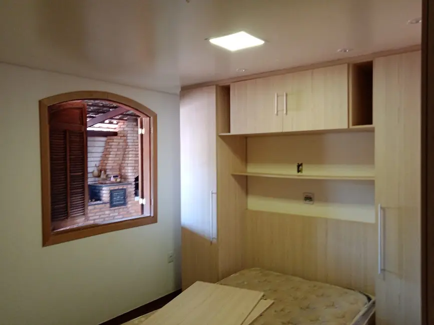 Foto 7 de Casa com 4 quartos à venda, 250m2 em Sarzedo - MG