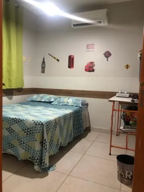 Foto 3 de Apartamento com 2 quartos à venda, 68m2 em Ibirite - MG