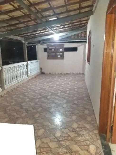 Foto 2 de Casa com 4 quartos à venda, 120m2 em Belo Horizonte - MG