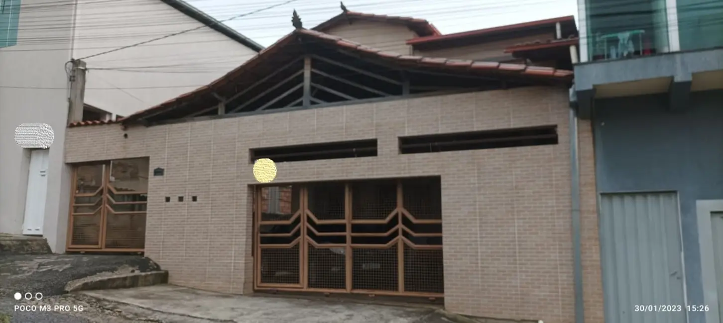 Casa com 4 quartos à venda, 250m2 em Belo Horizonte - MG - imagem 1 Foto 1 de Casa com 4 quartos à venda, 250m2 em Belo Horizonte - MG
