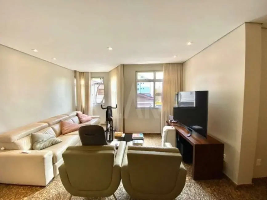 Apartamento com 4 quartos à venda, 114m2 em Belo Horizonte - MG - imagem 3 Foto 3 de Apartamento com 4 quartos à venda, 114m2 em Belo Horizonte - MG