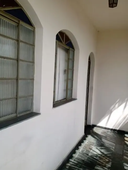 Casa de Condomínio com 4 quartos à venda, 400m2 em Belo Horizonte - MG - imagem 3 Foto 3 de Casa de Condomínio com 4 quartos à venda, 400m2 em Belo Horizonte - MG