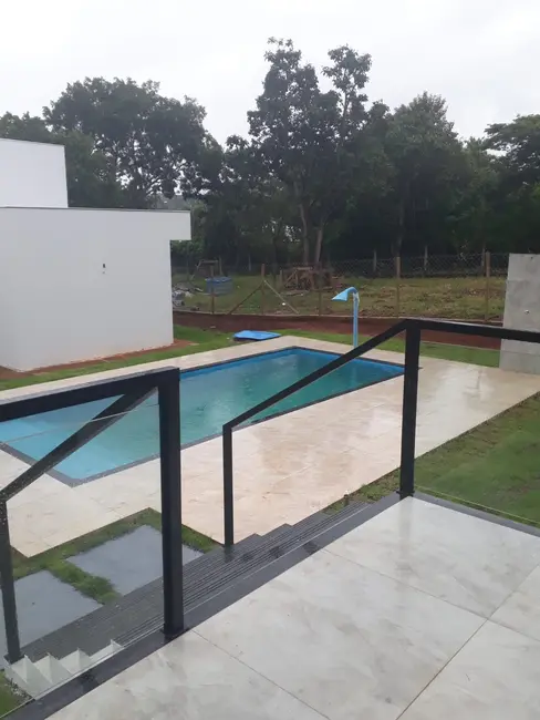 Foto 7 de Chácara com 3 quartos à venda, 180m2 em Jaboticatubas - MG