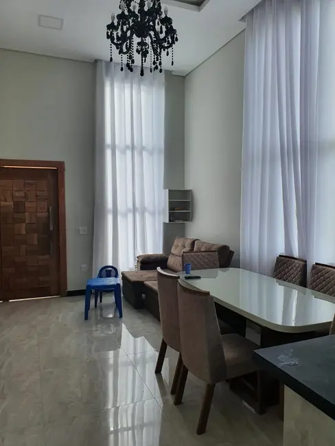 Foto 5 de Casa com 2 quartos à venda, 90m2 em Contagem - MG