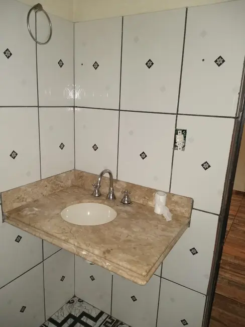 Chácara com 3 quartos à venda, 130m2 em Contagem - MG - imagem 4 Foto 4 de Chácara com 3 quartos à venda, 130m2 em Contagem - MG