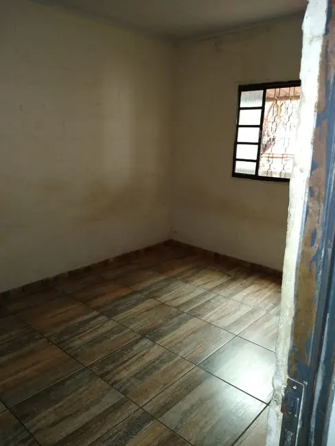 Chácara com 3 quartos à venda, 130m2 em Contagem - MG - imagem 7 Foto 7 de Chácara com 3 quartos à venda, 130m2 em Contagem - MG