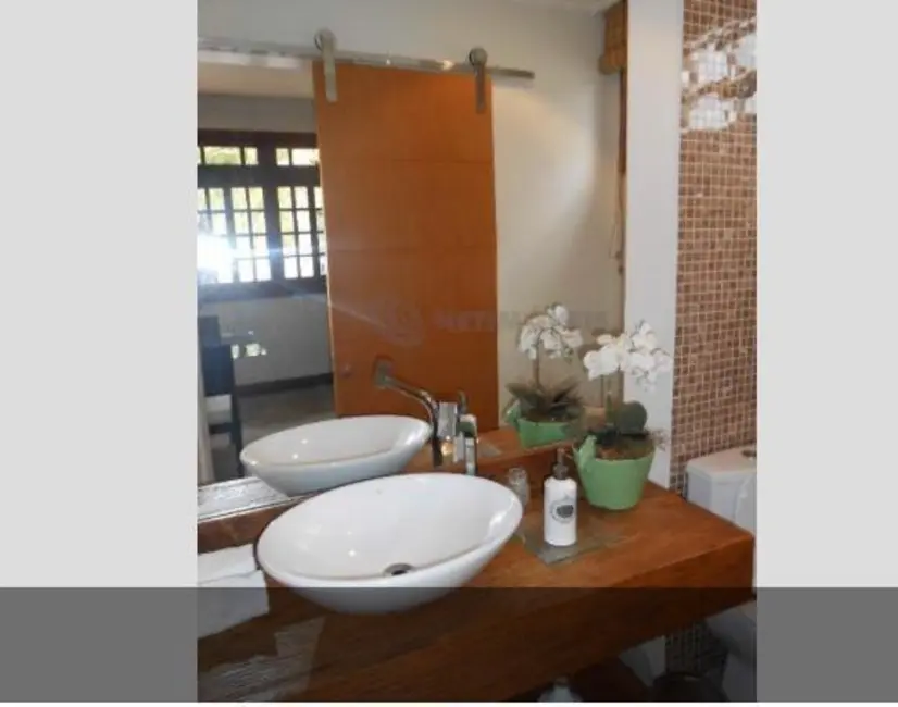 Casa com 3 quartos à venda, 330m2 em Belo Horizonte - MG - imagem 8 Foto 8 de Casa com 3 quartos à venda, 330m2 em Belo Horizonte - MG