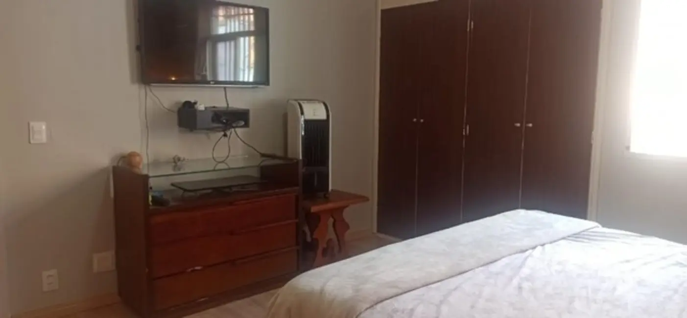 Foto 4 de Apartamento com 5 quartos à venda, 240m2 em Belo Horizonte - MG
