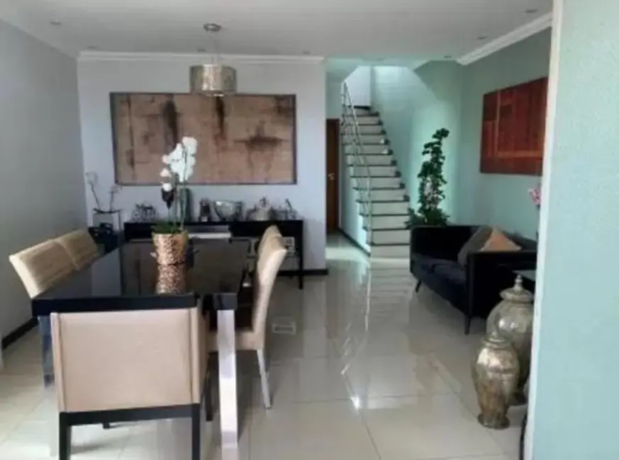 Foto 2 de Apartamento com 3 quartos à venda, 200m2 em Contagem - MG