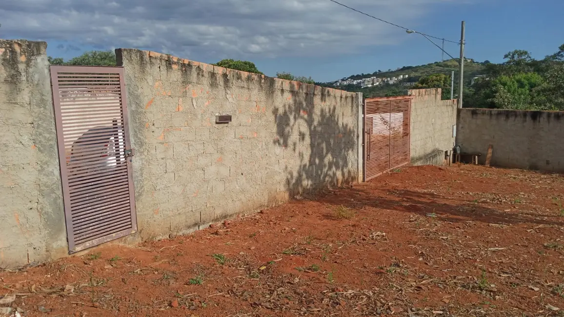Foto 1 de Terreno / Lote à venda, 1000m2 em Lagoa Santa - MG