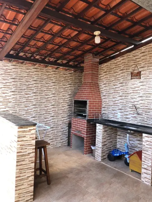 Casa com 3 quartos à venda, 160m2 em Ribeirao Das Neves - MG - imagem 5 Foto 5 de Casa com 3 quartos à venda, 160m2 em Ribeirao Das Neves - MG