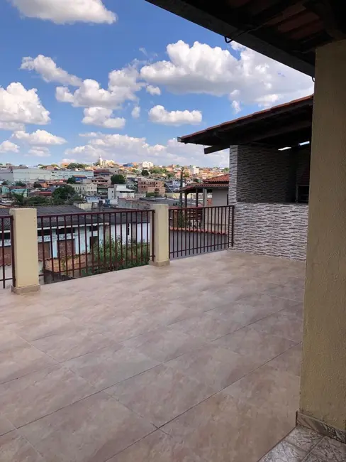 Casa com 3 quartos à venda, 160m2 em Ribeirao Das Neves - MG - imagem 3 Foto 3 de Casa com 3 quartos à venda, 160m2 em Ribeirao Das Neves - MG