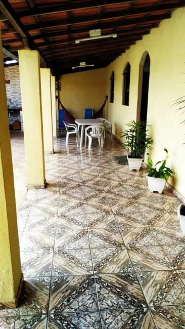 Foto 2 de Casa com 3 quartos à venda, 160m2 em Ribeirao Das Neves - MG