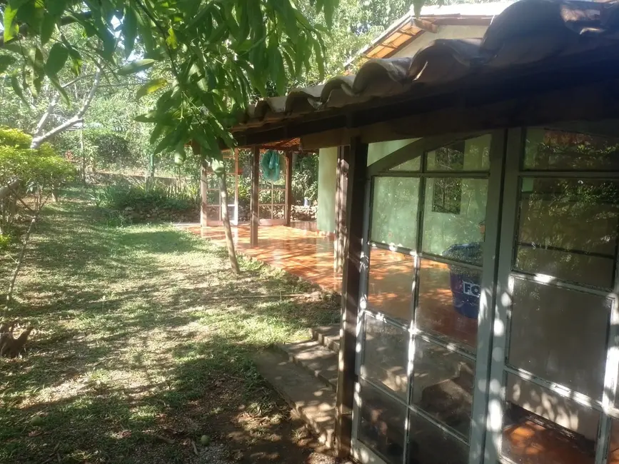 Foto 4 de Chácara com 2 quartos à venda, 120m2 em Jaboticatubas - MG