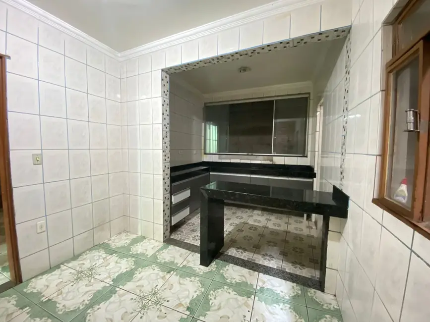 Casa com 4 quartos à venda, 200m2 em Belo Horizonte - MG - imagem 6 Foto 6 de Casa com 4 quartos à venda, 200m2 em Belo Horizonte - MG