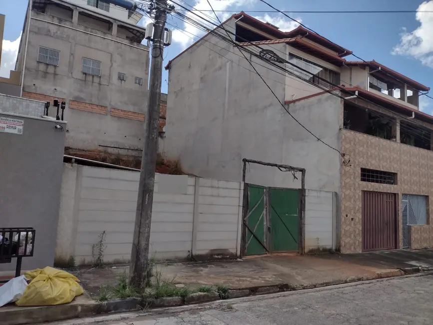 Terreno / Lote à venda, 200m2 em Belo Horizonte - MG - imagem 4 Foto 4 de Terreno / Lote à venda, 200m2 em Belo Horizonte - MG