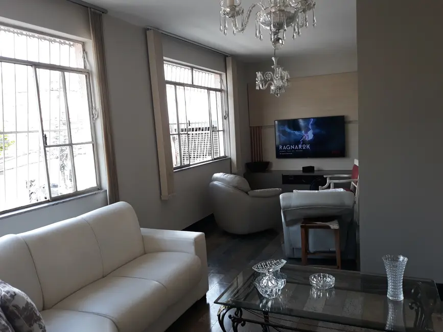 Foto 1 de Casa com 3 quartos à venda, 140m2 em Belo Horizonte - MG