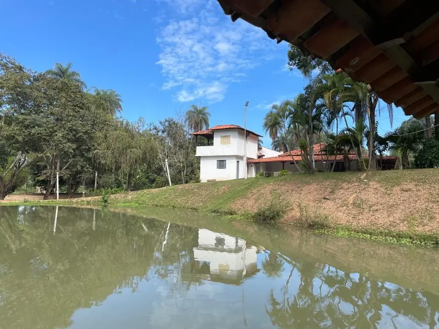 Sítio / Rancho com 12 quartos à venda em Esmeraldas - MG - imagem 3 Foto 3 de Sítio / Rancho com 12 quartos à venda em Esmeraldas - MG