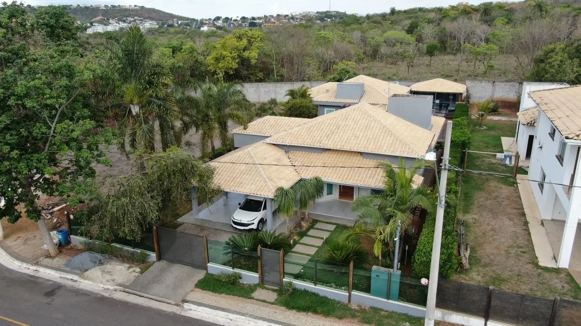 Foto 2 de Casa de Condomínio com 5 quartos à venda, 365m2 em Lagoa Santa - MG