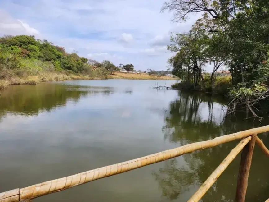 Foto 9 de Terreno / Lote à venda, 1057m2 em Contagem - MG