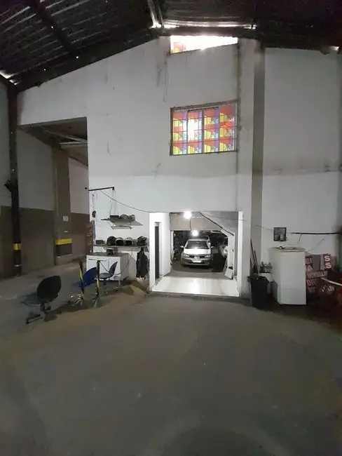 Armazém / Galpão para alugar, 600m2 em Belo Horizonte - MG - imagem 3 Foto 3 de Armazém / Galpão para alugar, 600m2 em Belo Horizonte - MG