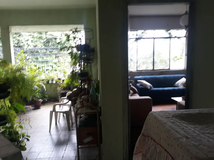 Casa com 3 quartos à venda, 240m2 em Belo Horizonte - MG - imagem 5 Foto 5 de Casa com 3 quartos à venda, 240m2 em Belo Horizonte - MG