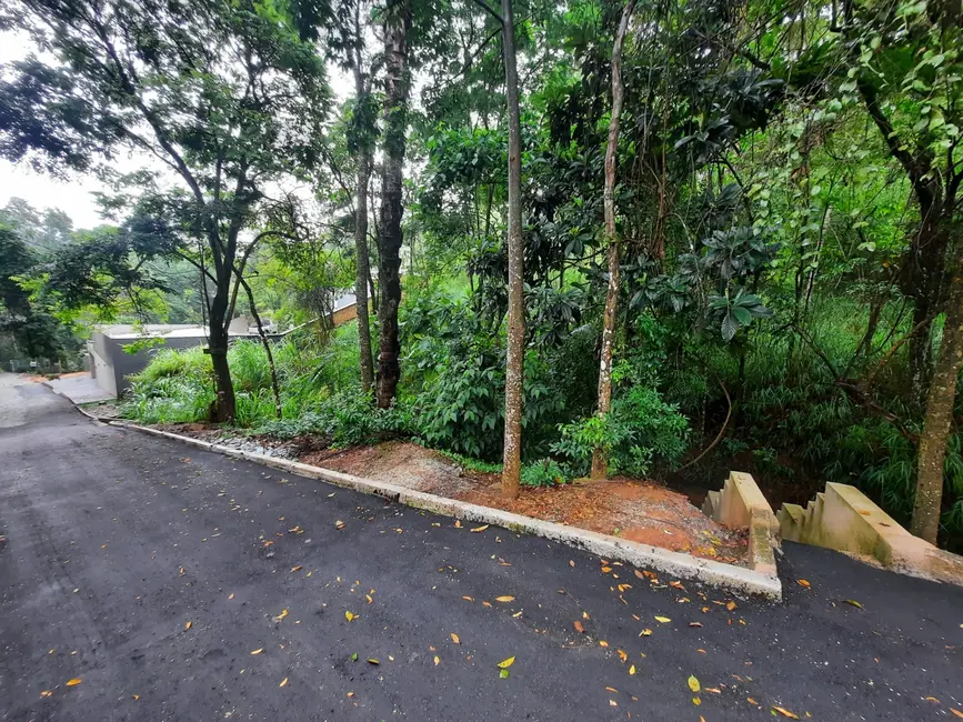 Foto 1 de Terreno / Lote à venda, 1000m2 em Nova Lima - MG