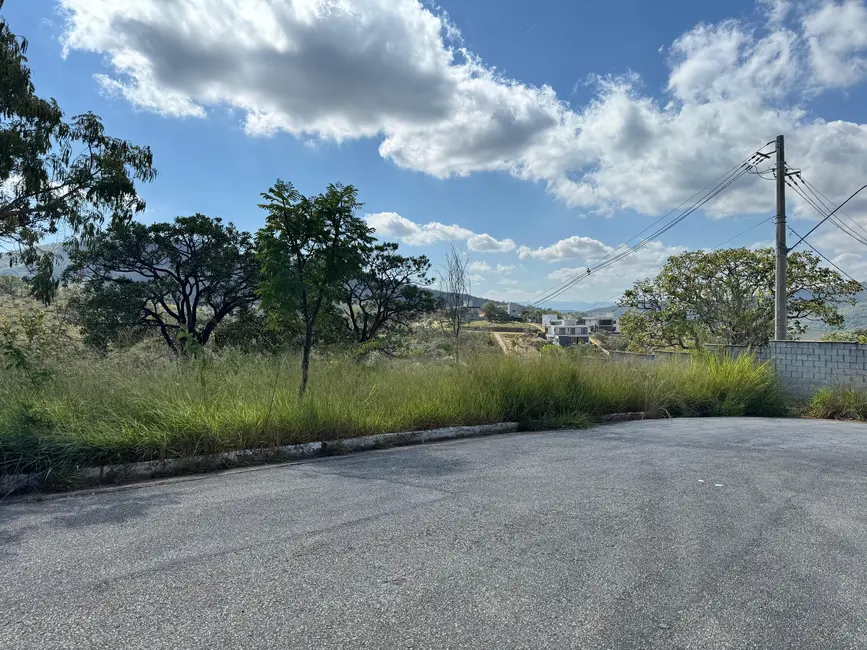 Foto 1 de Terreno / Lote à venda, 1640m2 em Lagoa Santa - MG
