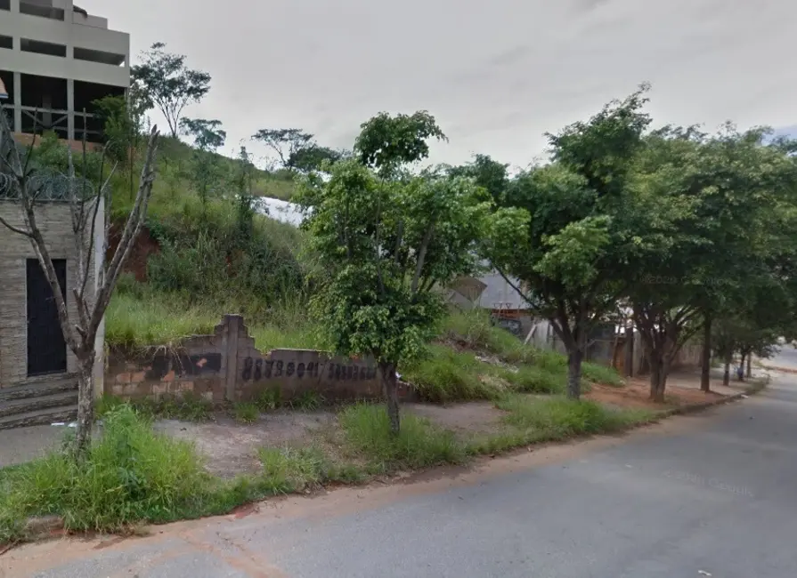 Foto 1 de Terreno / Lote à venda, 221m2 em Belo Horizonte - MG