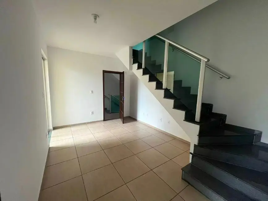 Foto 4 de Apartamento com 3 quartos à venda, 105m2 em Ibirite - MG