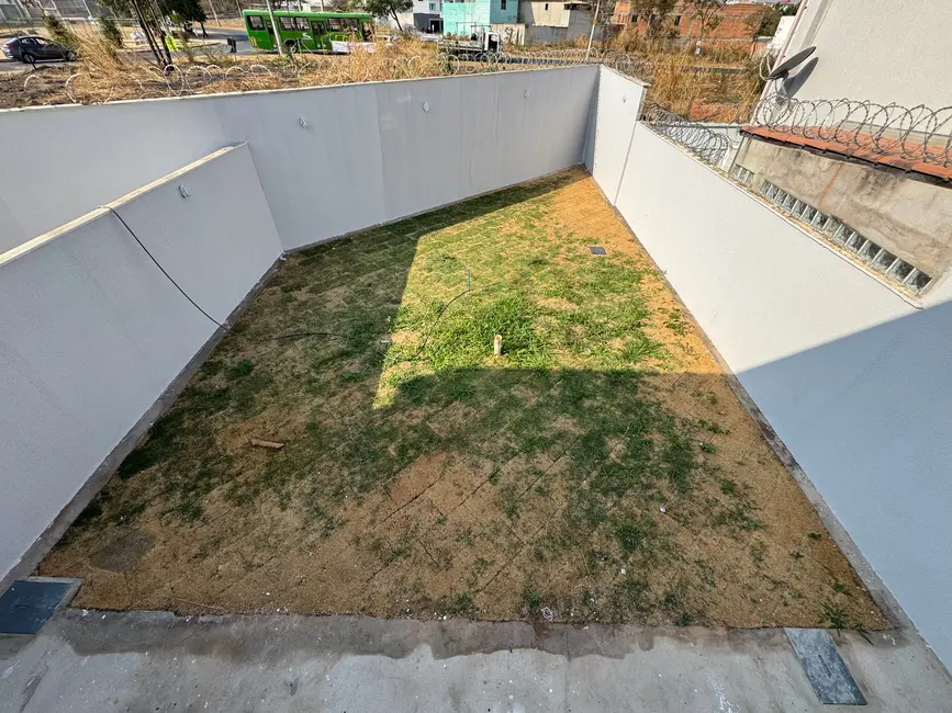 Foto 9 de Casa com 3 quartos à venda, 170m2 em Contagem - MG