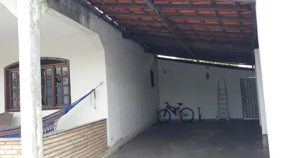 Foto 3 de Casa com 3 quartos à venda, 300m2 em Betim - MG