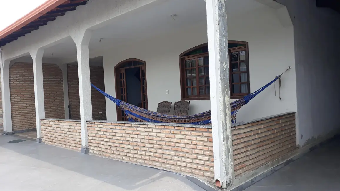 Foto 1 de Casa com 3 quartos à venda, 300m2 em Betim - MG