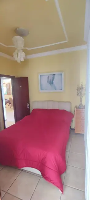 Chácara com 3 quartos à venda, 200m2 em Esmeraldas - MG - imagem 9 Foto 9 de Chácara com 3 quartos à venda, 200m2 em Esmeraldas - MG