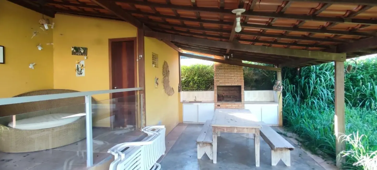 Foto 2 de Chácara com 3 quartos à venda, 200m2 em Esmeraldas - MG