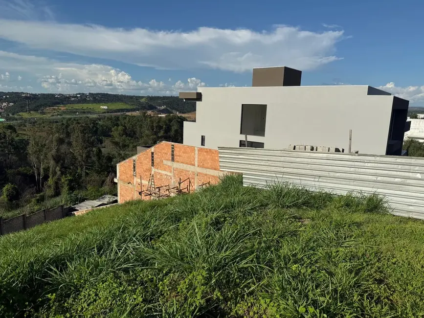 Foto 1 de Terreno / Lote à venda, 505m2 em Vespasiano - MG