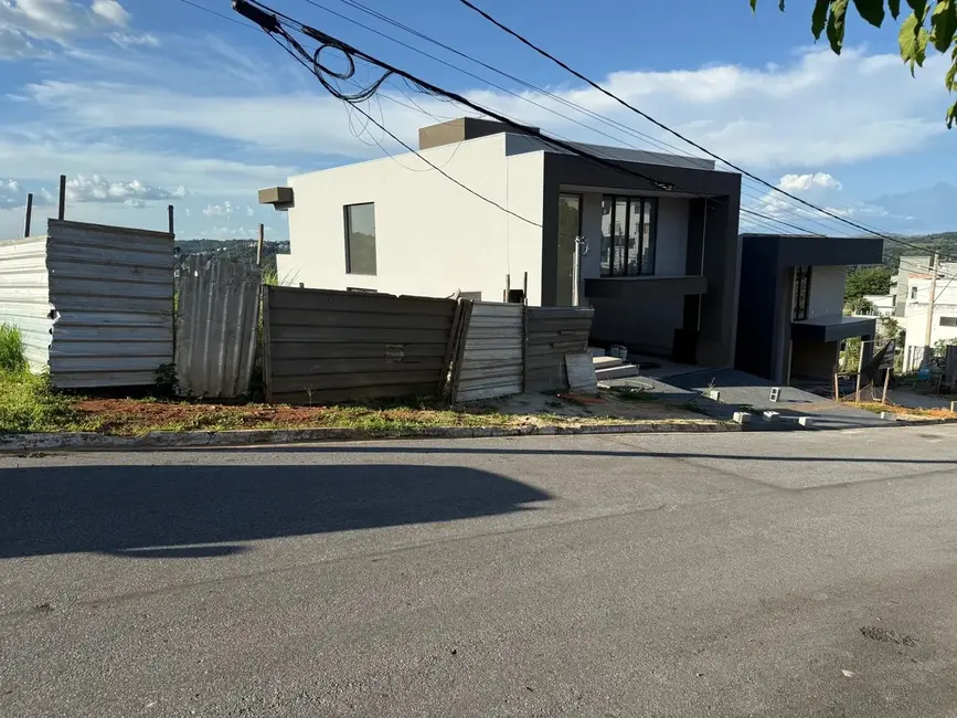 Foto 3 de Terreno / Lote à venda, 505m2 em Vespasiano - MG