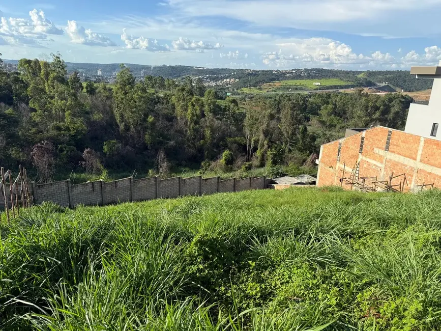 Foto 2 de Terreno / Lote à venda, 505m2 em Vespasiano - MG