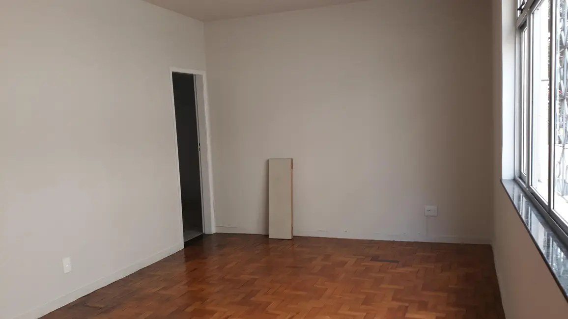 Foto 2 de Apartamento com 4 quartos para alugar, 140m2 em Belo Horizonte - MG