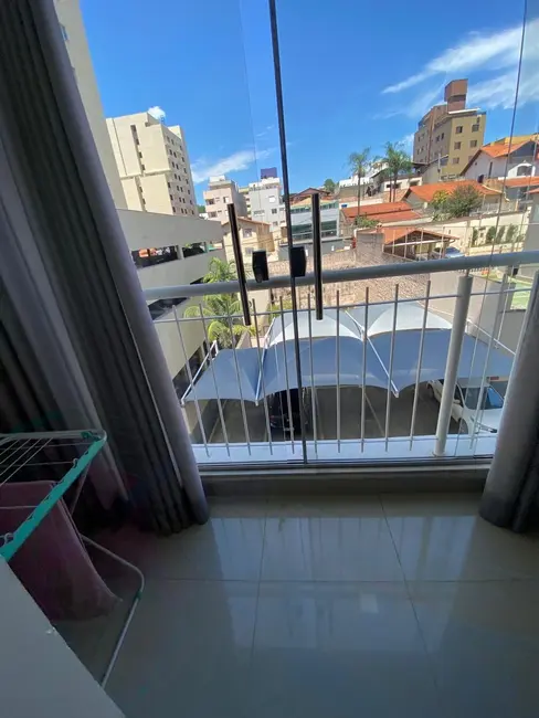 Foto 4 de Apartamento com 3 quartos à venda, 85m2 em Belo Horizonte - MG